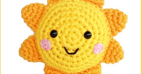 LITTLE SUN FREE MATERIALES DE PATRONES DE INGLÉS: gancho de -2,5 mm y 2 mm - Hilo en los colores: amarillo, naranja y rosa. (Nako Diamond) -... Sun Amigurumi Free Pattern, Crochet Pincushion, Crochet Sun, Spiral Crochet, Crochet Baby Toys, Pink Cheeks, Crochet Applique, Orange And Pink, Handmade Wreaths