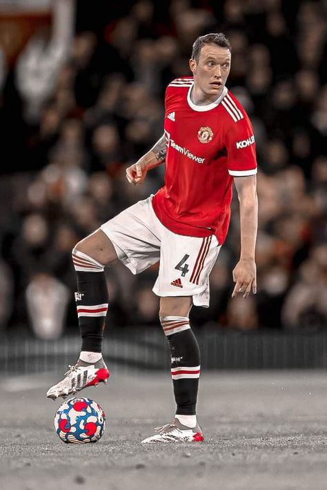 Phil Jones, Man United, Hall Of Fame, Badminton, Manchester United, Manchester, Tattoo Ideas, Sports Jersey, Football