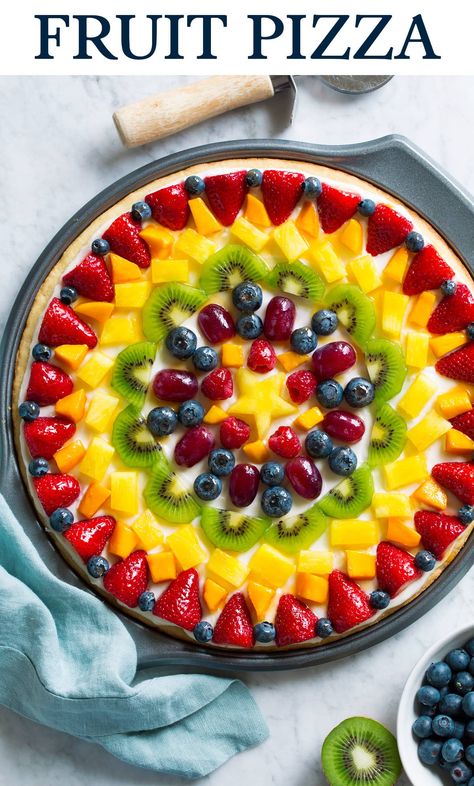 Fruit Pizza - this is so easy to make yet it's always a showstopper that's sure to impress, both in flavor and presentation. Brimming with luscious flavor and boasting of such beautiful natural colors. Banana Split Fruit Pizza, Fruit Nachos, Fruit Pizza With Cream Cheese, Fruit Casserole, Pizza With Cream Cheese, Fresh Fruit Pizza, Pizza Fruit, Dessert Pizza Recipes, Easy Fruit Pizza