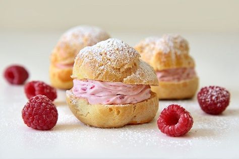 Raspberry Cream Puffs Patachou Pastry, Spinach Pastry, Guava Pastries, Pastry Danish, Raspberry Pastry, Raspberry Cream Puff, Nutella Pastry, Cinnamon Pastry, Baking Pastries