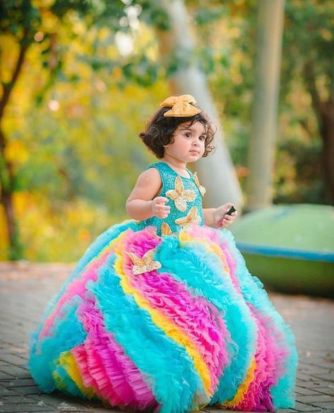 Teacher Outfits Kids, Kids Birthday Dresses, Mom Daughter Outfits, Kids Party Wear Dresses, Daughter Outfits, Kids Party Wear