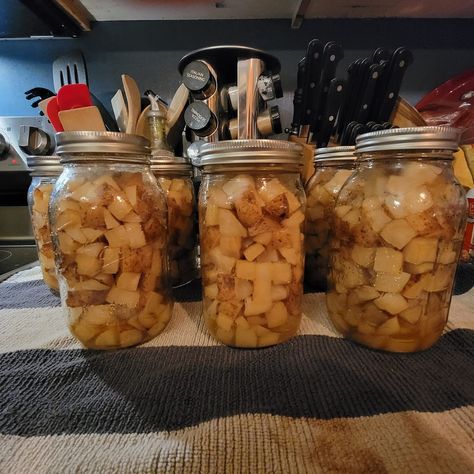 Preserving Perfection: How to Dry Can Potatoes for Long-lasting Convenience and Flavor Dry Canning Potatoes, Can Potatoes Recipes, Can Potatoes, Dry Canning, Homemade Nacho Cheese Sauce, Canned Bacon, Canning Potatoes, Canning Sweet Potatoes, Homemade Nachos