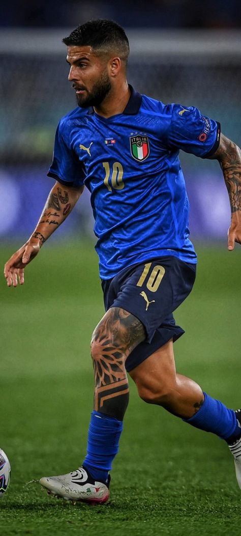 Italy National Football Team, Pnb Rock, Football Art, Football Team, Tattoo Ideas, Soccer, Football, Baseball Cards, Baseball