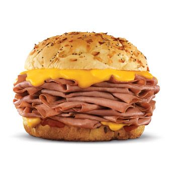 Arby's Bacon Beef 'n Cheddar Arbys Roast Beef Sandwich, Arbys Beef And Cheddar, Roast Beef Sandwich Recipes, Beef Sandwich Recipes, Roast Beef Sandwich, Beef Sandwiches, Sandwich Bar, Roast Beef Sandwiches, Beef Roast