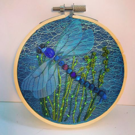 Felt Dragonfly, Dragonfly Beaded, Beaded Dragonfly, Needle Felt, Felt Diy, Felt Art, Ponds, Dragonflies, Textile Art