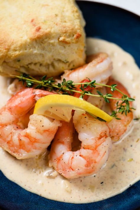 This easy Creamy Shrimp and Biscuits recipe seems very elegant but only takes 30 minutes to make.  Plus, the biscuits are made from scratch!  #itisakeeper #recipe #recipes #shrimp #biscuits #30minuterecipe #quickrecipe #easyrecipe #dinner #skilletdinner Shrimp And Biscuits, Shrimp Biscuits, Shrimps Recipes, Dinner Skillet, Parmesan Shrimp, Shrimp Parmesan, Cheesy Mac And Cheese, Recipes Shrimp, Creamy Shrimp