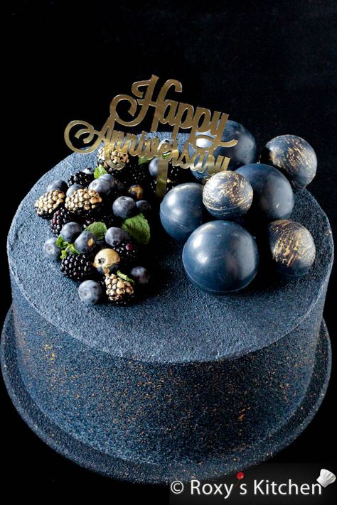 Chocolate Balls Cake Decoration, Metallic Cake, Chocolate Balls, Blue Cakes, Chocolate Drip, Butter Oil, Purple Decor, Marble Cake, Painted Cakes