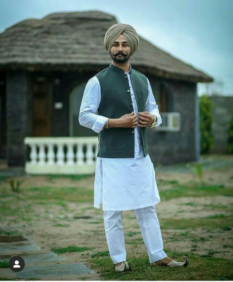 Poo 👑 Punjabi Outfits Men, Kurta Pajama Men Punjabi Sardar, Coat Pant With Turban, Kurta Pajama Men Punjabi, Punjabi Kurta Pajama Men, Coat Pant For Men, Sardar Fashion, Pajama Men, Sign Of Love