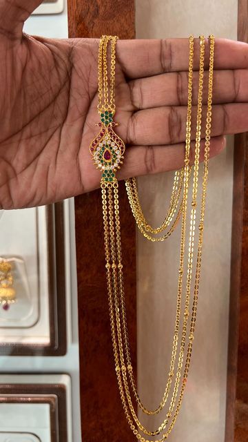 Chandraharam Designs Gold, Chandraharam Designs Indian Jewelry, Gold Jhumar Design, Necklace Models Gold, Mopu Designs Gold, Step Chains In Gold Indian, Chandraharam Latest Designs, Long Chain Necklace Gold Indian, Pagadala Chains