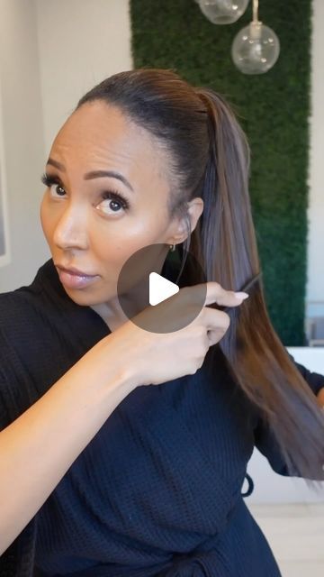 4x Emmy Award Winning Journalist on Instagram: "After I posted the low drawstring ponytail hack, I got a lot of requests for a high ponytail version. Here you go!  . . . . . . . #blackgirlmagic #blackhair #blackhairstyles #ponytail #drawstringponytail #hair #hairtutorial #hairtransformation" Drawstring Ponytail Hairstyles, Ponytail Hack, A High Ponytail, Diy Ponytail, Weave Ponytail, Sew In Weave, Front Braids, Drawstring Ponytail, High Ponytail