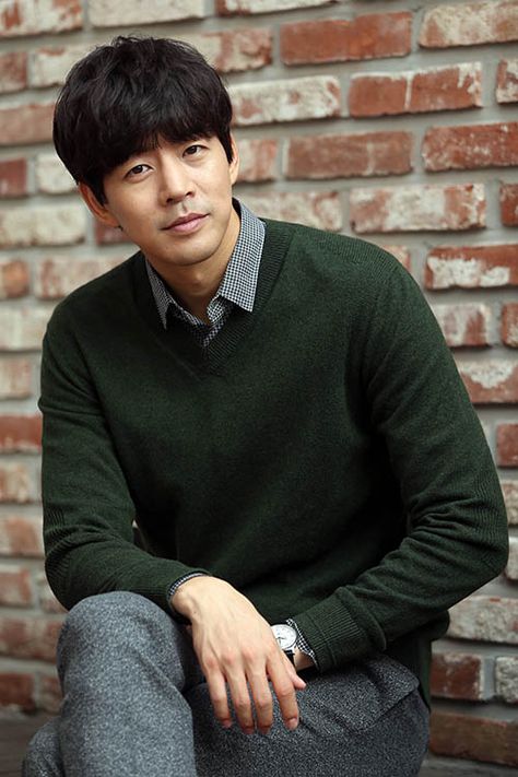 Lee Sang Yoon, Lee Sang, Lee Sung, How To Be Likeable, Angel Eyes, Korean Actors, Life Is Beautiful, The Twenties, Singing