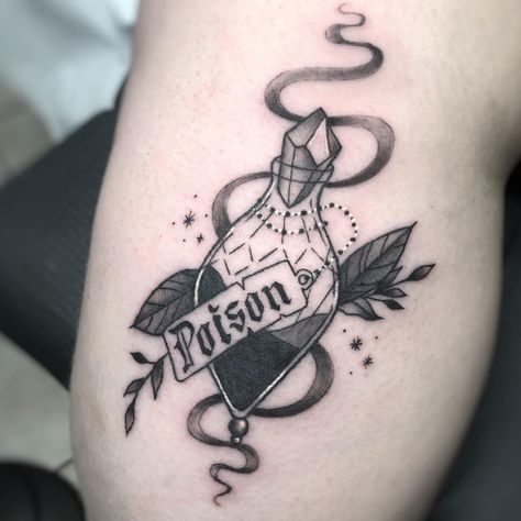 Tat Sketches, Poison Bottle Tattoo, Poison Tattoo, Poison Bottle, Bottle Tattoo, Mask Tattoo, Tatuaje A Color, R Tattoo, Black Ink Tattoos