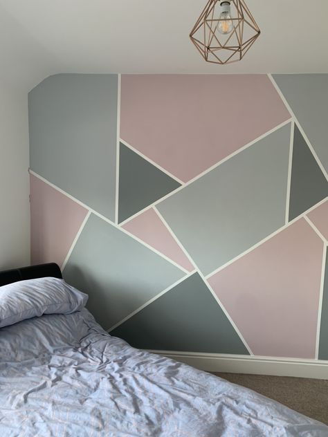 Modern Wall Painting Ideas For Bedroom, Teen Room Paint Ideas, Girls Bedroom Paint Ideas, Accent Walls Bedroom, Bedroom Painting Ideas, Bedroom Paint Design, Girls Bedroom Paint, Bedroom Decor Pictures, Pink Painted Walls