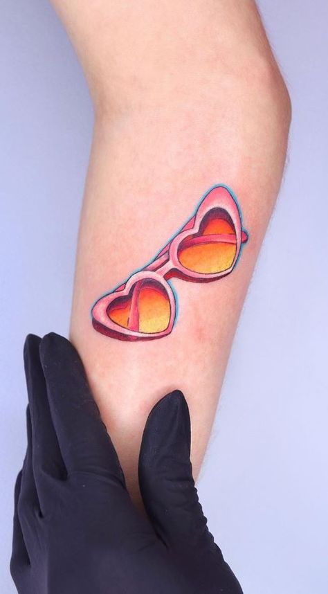 Heart Glasses Tattoo, Sunglasses Tattoo, Tattoo Fillers, Korean Tattoo, Glasses Tattoo, Korean Aesthetics, Korean Tattoo Artist, Realism Tattoos, Heart Shaped Glasses