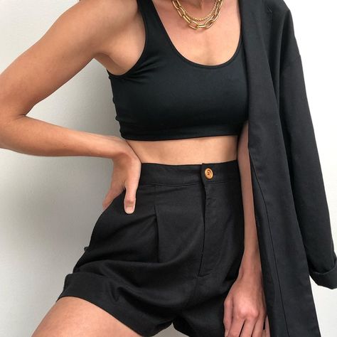 Black High Waisted Shorts + Black Crop Tank Top #style #fashion #vintage #vintagestyle #summer #summerstyle #minimal #minimalism #highwaisted #trousers #shorts Black Trouser Shorts Outfit, Silk Shorts Outfit, Trouser Shorts Outfit, Black Trouser Shorts, Trouser Shorts, Tokyo Street Fashion, Black Crop Top Tank, Vintage Trousers, Shorts Outfit