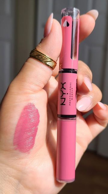 ‎Arma • ارما (مسلمة) | Chicago Creator 📍‎ on Instagram: "Shine Loud Vegan High Shine Long-Lasting Liquid Lipstick @nyxcosmetics Shade: Trophy Life (mauve pink) Zero Transfer ** This 2 step technology delivers comfortable 1 swipe bold color, with an ultra-glossy, non-sticky finish VEGAN : Infused with Vitamin E derivative & lip loving oils including macadamia seed oil, coriander fruit oil, jojoba seed oil, apricot kernel oil & passion fruit seed oil 👄 Do you like it?? I’ll take it Nyx Shine Loud, 2 Step, Apricot Kernel Oil, Mauve Pink, Do You Like It, Bold Color, Nyx Cosmetics, Passion Fruit, Macadamia