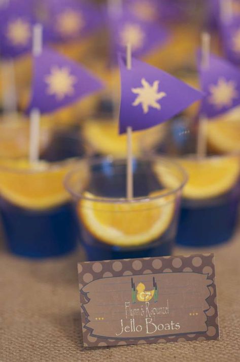 Rapunzel Wedding, Tangled Wedding, Food On A Budget, Tangled Birthday Party, Rapunzel Birthday Party, Tangled Birthday, Rapunzel Party, Tema Disney, Tangled Party