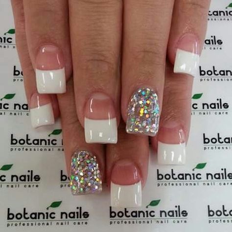 French Nails Glitter, Botanic Nails, Gel Nails French, White Tip Nails, Nails Homecoming, Super Nails, Nails French, Cleaning Dishes, Fancy Nails