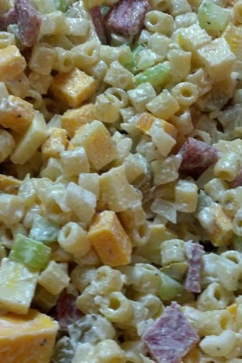 Dirty Martini Mac Salad, Dirty Martini Macaroni Salad, Dirty Martini Pasta Salad, Hellmans Macaroni Salad, Deli Macaroni Salad Recipe, Summer Suppers, Macaroni Salads, Creamy Macaroni Salad, Chicken Macaroni Salad