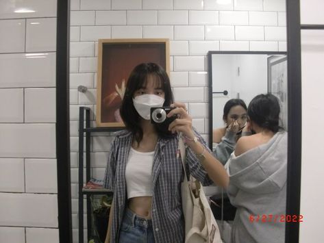 Digicam Mirror Selfie, Mirror Selfie, Mirror