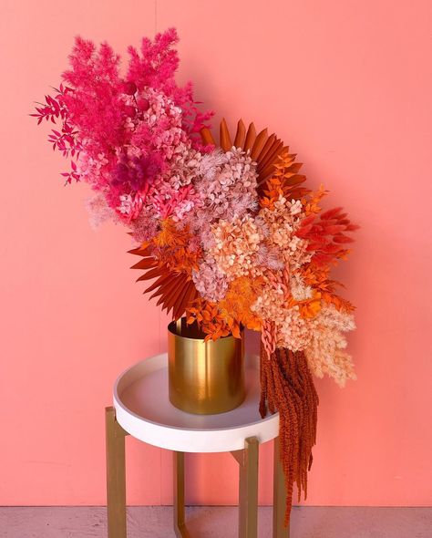 Coachella Party Theme, Orange And Pink Wedding, Orange Wedding Flowers, Dried Flowers Wedding, Fruit Party, Flower Window, Everlasting Flowers, Dj Booth, Dried Bouquet