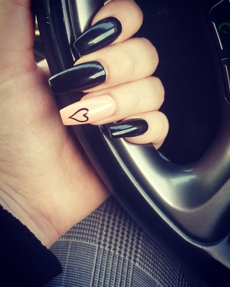 Heart And Cross Nails, Black Nails With Gold Heart, Black And Grey Valentines Nails, Black Nail Designs With Hearts, Black Nails With A Heart, Black And Nude Valentines Nails, Black Nails With Heart Design, Black Nails With Hearts, Black Dipped Nails Ideas