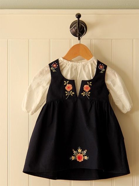 Posie Gets Cozy, Kids Frocks Design, Kids Dress Wear, Baby Dress Design, Girls Frock Design, Kids Fashion Dress, Kids Frocks