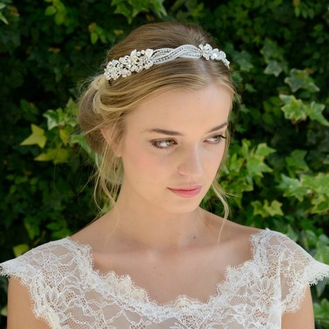 Bridal Halo, Wedding Hair Vine, Pearl Hair Vine, Wedding Color Trends, Bridal Hair Headpiece, Bridal Hair Vine, Wedding Top, Floral Garland, Wedding Headband