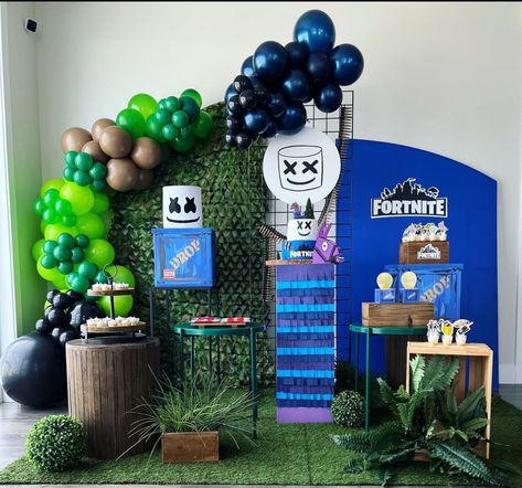 Fortnite Party, Video Games Birthday Party, Fortnite Birthday, Ideas Cumpleaños, Video Games Birthday, 11th Birthday, Trunk Or Treat, Birthday Backdrop, 8th Birthday