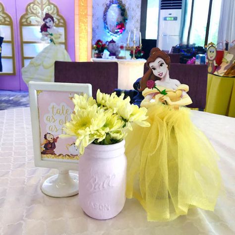 Disney Princesses Centerpieces, Princess Party Table Centerpieces, Disney Princess Table Centerpiece, Disney Princess Birthday Centerpieces, Disney Princess Centerpiece Ideas, Belle Centerpieces, Princess Birthday Party Centerpieces, Princess Table Centerpiece, Disney Princess Centerpieces Diy