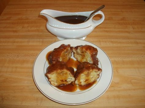 Wedding Dumplings Wedding Dumplings, German Dumplings, Canned Cranberry Sauce, Frozen Dumplings, Fried Dumplings, Cranberry Sauce Recipe, Dumplings Recipe, German Recipes, Wedding Buffet