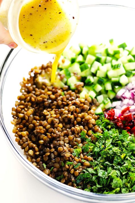 Lentil Salad Recipes, Lentil Salad, Lentil Recipes, Idee Pasto Sano, Mediterranean Diet Recipes, Veggie Dishes, Healthy Salad Recipes, Healthy Salads, Mediterranean Recipes