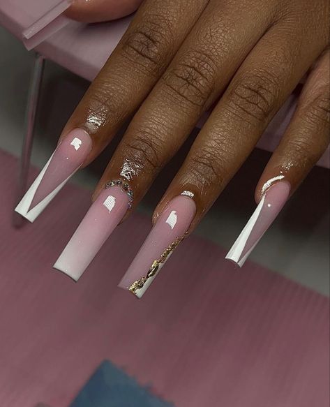 White Vacation Nails With Design, Pink And White Nails Acrylic, Pink And White Nails French, Pink And White Nails Designs, White Nails French, White Nails Acrylic, Art To Try, Grad Nails, Pink And White Nails