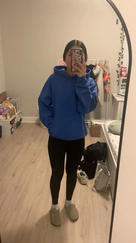 Shorts Outfit Inspo Aesthetic, Outfits W Hoodies, Cute Blue Outfits For School, School Fits Lazy, Fall Outfits Athletic, Back To School Outfits Leggings, Legging And Hoodie Outfit, Preppy Outfits Leggings, School Outfits Middle School 6th Grade