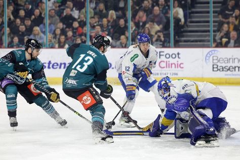 March 2 2023 - Belfast Giants secure back to back Challenge Cup wins after defeating the Fife Flyers 9-3 at the SSE Arena Belfast Giants, Back Challenge, Giant Pizza, Hockey Aesthetic, Belfast, Ice Hockey, Hockey, Sports, Quick Saves