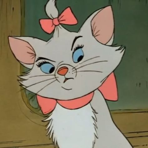 Arista Cats, Spotify Themes, Aristocats Marie, Disney Pixar Characters, Marie Cat, Disney Cats, Gata Marie, The Aristocats, Disney Icons