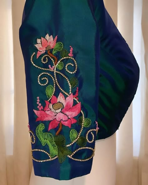 Vestido Charro, Blouse Maggam Work, Lace Blouse Design, Raw Silk Blouse, Maggam Work Blouse, Cutwork Blouse Designs, Blouse Back Neck Designs, Blouse Designs Indian, Silk Saree Blouse Designs