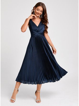 JJ's House Pleated Ruffle Silky Satin V-Neck Fall Spring Summer Winter A-line Back Zip Scoop Elegant Dark Navy Height:5.8ft（176cm） Bust:33in（84cm）Waist:26in（66cm）Hips:36in（91cm） Tea-Length Sleeveless Cocktail Dress. #JJ's House #Pleated #Ruffle #SilkySatin #VNeck #Fall #Spring #Summer #Winter #Aline #BackZip #Scoop #Elegant #DarkNavy #TeaLength #Sleeveless #CocktailDress Cocktail Dresses With Sleeves, Homecoming Dresses Lace, Chiffon Cocktail Dress, Plus Size Cocktail Dresses, Velvet Cocktail Dress, Dress With Pleats, Satin Cocktail Dress, Lace Homecoming Dresses Short, Two Piece Homecoming Dress