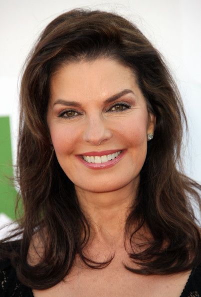 Sela Ward Actress from The Fugitive with Harrison ford & the TV Series CSI NY Sela Ward, Actrices Hollywood, Ageless Beauty, Aging Beautifully, Famous Faces, Classic Beauty, Pretty Face, Celebrities Female, Pretty Woman