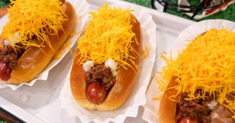 Chili Dog Chili Recipe, Cincinnati Style Chili, Gameday Recipes, Tailgate Party Food, Celebrity Chef Recipes, Cincinnati Chili, Parmesan Wings, Garlic Parmesan Wings, Chili Dog