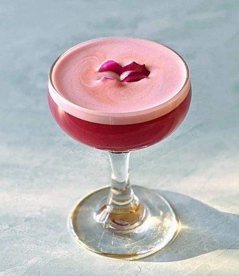 This Lemony Violet and Hibiscus Cocktailrecipe is featured in the Spring and Summer Cocktails along with many more. Hibiscus Cocktail, Cocktails At Home, Best Cocktails, Cherry Liqueur, Metal Candelabra, Gin Drinks, Boozy Desserts, Floral Cocktails, Spring Cocktails