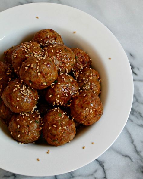 Tandoori Spiced Pork Meatballs Meatballs Pork, Potluck Appetizers, Paleo Pork, Quick Protein, Scd Recipes, Meatball Recipes Easy, Lamb Meatballs, Pork Meatballs, Tapas Recipes