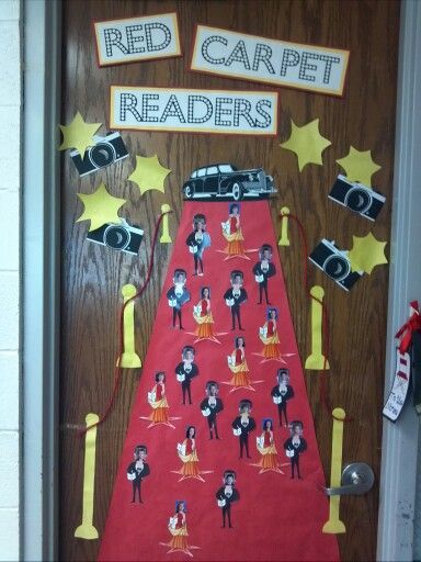 Movie Classroom, Ar Points, Hollywood Classroom, Hollywood Theme Classroom, Classroom Door Decorations, Popcorn Theme, Data Wall, Library Themes, Classroom Doors