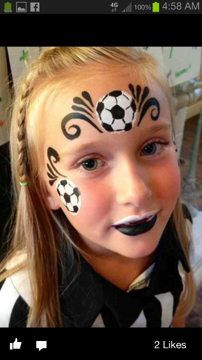 soccer facepainting for girls party Football Face Paint, Face Painting For Boys, Christmas Face Painting, Cheek Art, Girl Face Painting, Painting Face, Face Painting Easy, Face Paint Makeup, Kids Face Paint