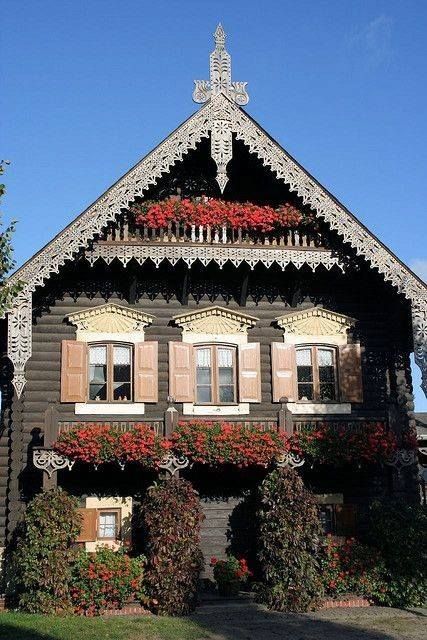 Russian Izba, Russian Cottage, Russian Houses, Russian House, Potsdam Germany, Beautiful Germany, German Houses, Russian Architecture, Roman Baths