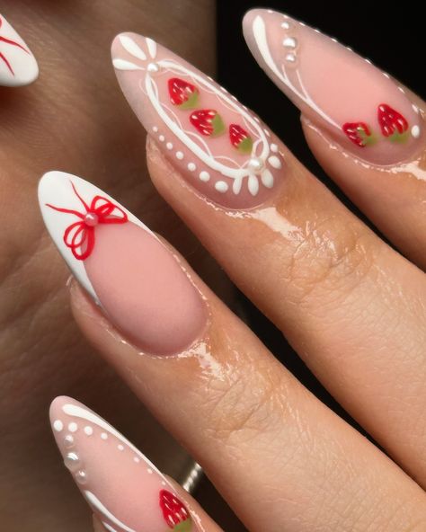 in lovee🥹🍓 . . . #nailart #nails #nailsofinstagram #nailaddict #naildesigns #naillove #strawberry #strawberrynails #whitenails #rednails Chocolate Covered Strawberries Nails, Strawberry Shortcake Inspired Nails, Strawberry Theme Nails, Strawberry Themed Nails, Nail Page Ideas, Strawberry Almond Nails, Cute Strawberry Nails, Strawberry Nails Acrylic, Strawberry Nails Designs