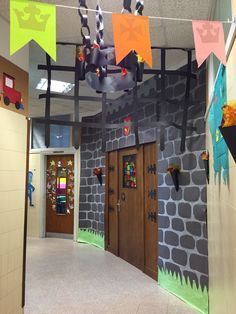 Room Transformation Classroom, Transformation Classroom, Medieval Classroom, Castle Theme Classroom, Castle Classroom, Castles Topic, Keepers Of The Kingdom Vbs, Castle Vbs, Minecraft Bedroom Ideas