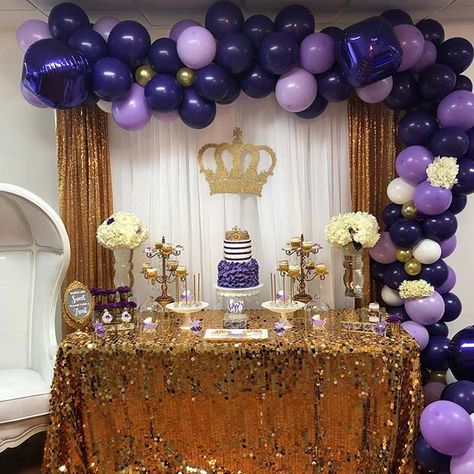 Royal Purple Baby Shower Theme Royalty Baby Shower Theme, Purple Baby Shower Theme, Royalty Baby Shower, Creative Baby Shower Themes, Purple Baby Shower, Princess Balloons, Trendy Baby Shower Themes, Deco Ballon, Lion Baby