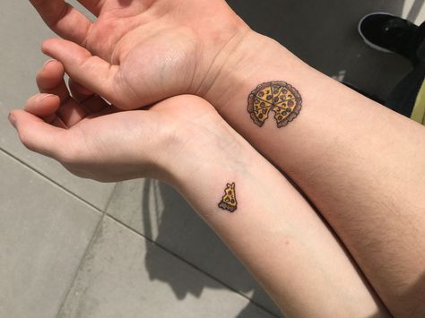 My best friend and I got matching pizza tattoos. Yolo. Mini Pizza Tattoo, Matching Taco Tattoos, Matching Pizza Tattoos, Small Pizza Tattoo, Funny Friendship Tattoos, Yolo Tattoos, Tattoo Couples, Pair Tattoos, Matching Bff Tattoos