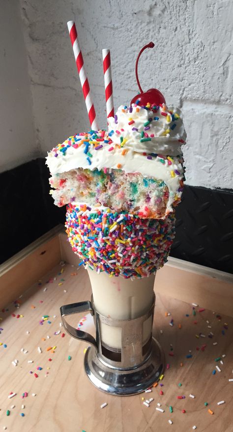 New Restaurant Coming to Downtown Disney District at Disneyland Resort - Half Crazy Mama Birthday Cake Shake, Cake Milkshake, Cake Shake, Craft Burger, Cake Mini, Birthday Cake Pictures, Disneyland Food, Junk Food Snacks, Milkshake Recipes